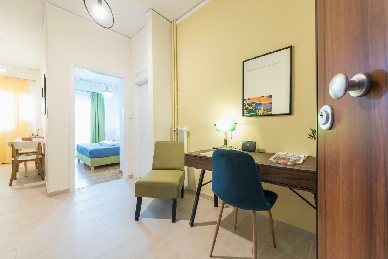 Stylish Kerameikos Apartment By Cloudkeys Athen Eksteriør bilde